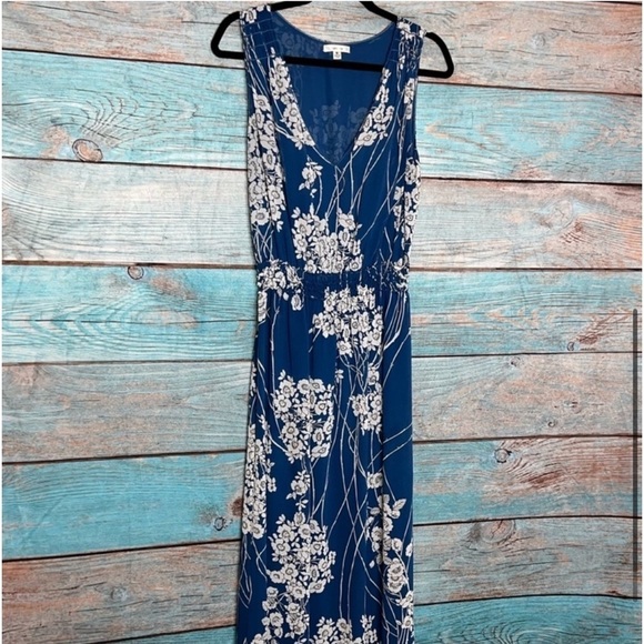 Sophie Max Maxi Dress M Blue Floral Sleeveless Chiffon V-neck Long Overlay Smock - Picture 3 of 8